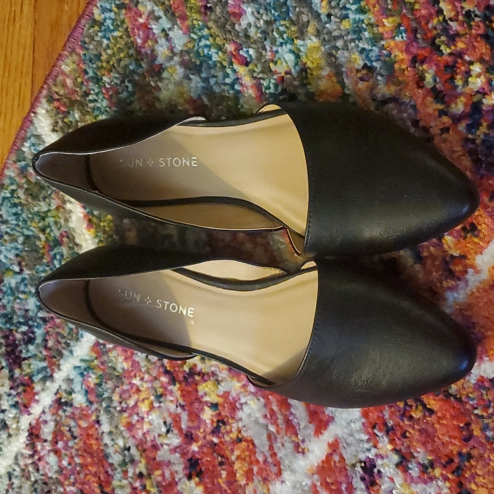 Sun Stone black flats